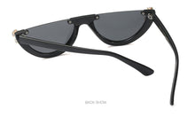 Load image into Gallery viewer, &quot;Baddie B&quot; Sunglasses